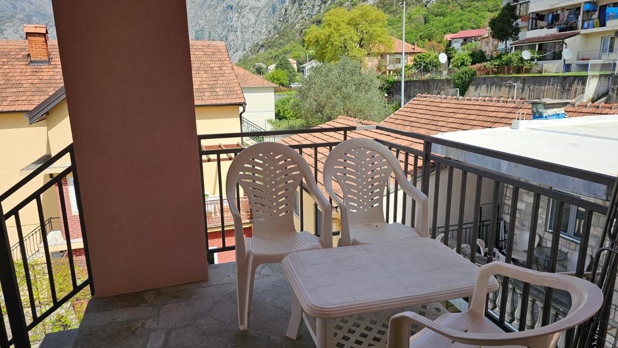 Modern Seaside Escape - Stunning Sea View - Private & Stylish Apartman Kotor Kültér fotó