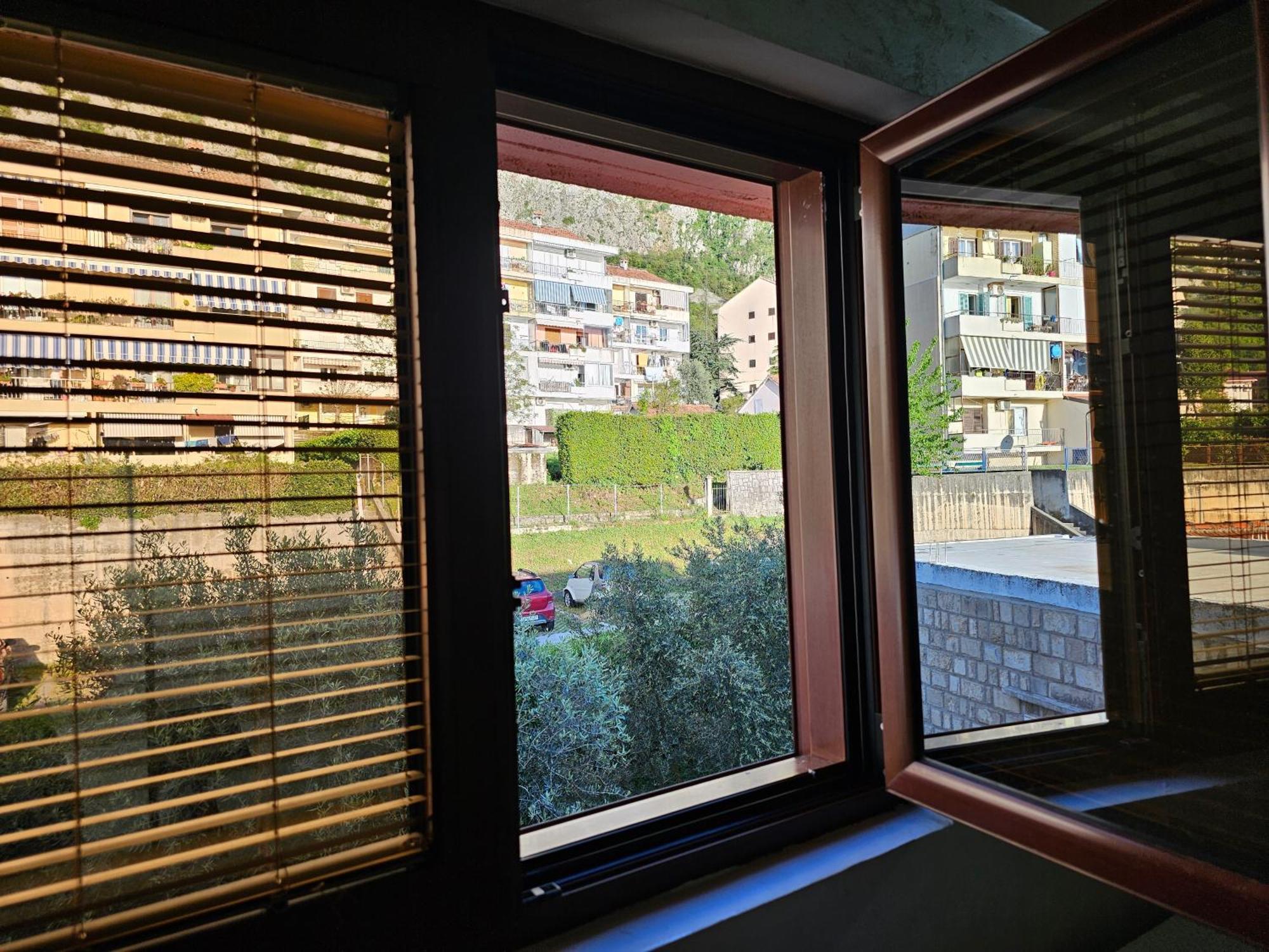 Modern Seaside Escape - Stunning Sea View - Private & Stylish Apartman Kotor Kültér fotó
