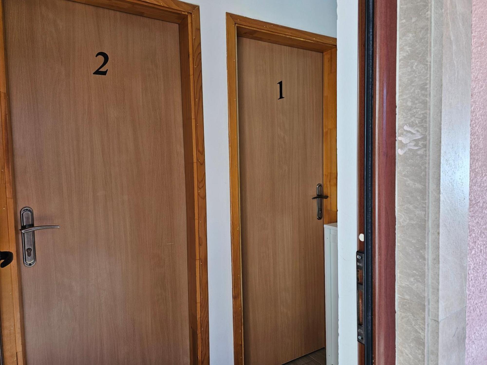 Modern Seaside Escape - Stunning Sea View - Private & Stylish Apartman Kotor Kültér fotó